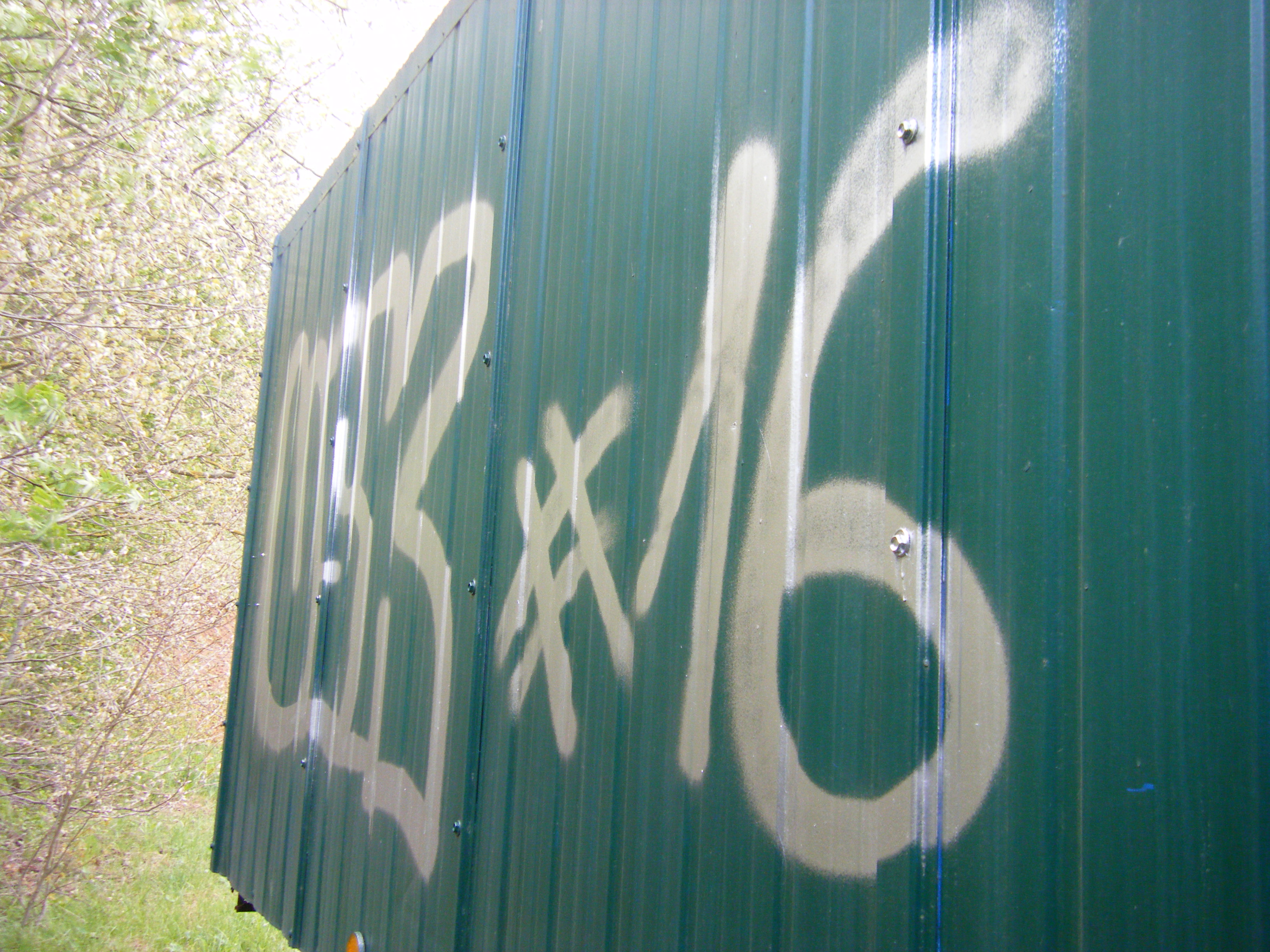 Vandalismus am Biotopteich in Köditz